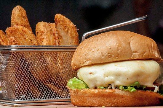 Socialite Burger